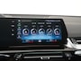 BMW iX1 xDrive30 Launch Edition 67 kWh | SOH 100% | Panoramadak | Trekhaak | Leder | Head Up | 22kw lader | Zondag Open!