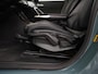 BMW iX1 xDrive30 Launch Edition 67 kWh | SOH 100% | Panoramadak | Trekhaak | Leder | Head Up | 22kw lader | Zondag Open!