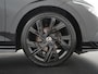 Volkswagen Golf 1.5 eTSI R-Line DSG | 150PK | Schuifdak | Camera | Zondag Open!
