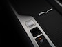 Volkswagen Passat Variant 1.5 eTSI Business DSG | Panoramadak | DCC Adaptief | Trekhaak | Leder | Area View | Zondag Open!