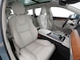 Volvo V90 2.0 T8 AWD Inscription | Panoramadak | Trekhaak | Zondag Open!