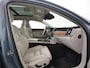 Volvo V90 2.0 T8 AWD Inscription | Panoramadak | Trekhaak | Zondag Open!