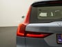 Volvo V90 2.0 T8 AWD Inscription | Panoramadak | Trekhaak | Zondag Open!
