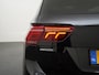 Volkswagen Tiguan Allspace 1.5 TSI R-Line DSG | 7 Persoons | Trekhaak | Panoramadak | Zondag Open!