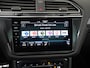 Volkswagen Tiguan Allspace 1.5 TSI R-Line DSG | 7 Persoons | Trekhaak | Panoramadak | Zondag Open!