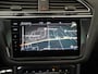 Volkswagen Tiguan Allspace 1.5 TSI R-Line DSG | 7 Persoons | Trekhaak | Panoramadak | Zondag Open!