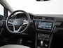 Volkswagen Touran 1.5 TSI Highline DSG | 7 Persoons | Leder | Trekhaak | Panoramadak | Zondag Open!