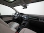 Volkswagen Touran 1.5 TSI Highline DSG | 7 Persoons | Leder | Trekhaak | Panoramadak | Zondag Open!