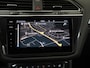 Volkswagen Tiguan Allspace 1.5 TSI R-Line DSG | Leder | Area View | Head Up | Zondag Open!