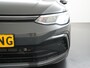 Volkswagen Golf 1.5 eTSI R-Line DSG | 18'' Bergamo | Stuurverwarming | Zondag Open!