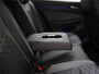 Volkswagen Golf 1.5 eTSI R-Line DSG | 18'' Bergamo | Stuurverwarming | Zondag Open!