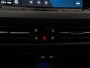 Volkswagen Golf 1.5 eTSI R-Line DSG | 18'' Bergamo | Stuurverwarming | Zondag Open!