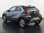 Toyota Aygo X 1.0 VVT-i MT Play Two-Tone | Camera | Adaptief Cruise | Stoelverwarming | Zondag Open!