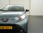 Toyota Aygo X 1.0 VVT-i MT Play Two-Tone | Camera | Adaptief Cruise | Stoelverwarming | Zondag Open!