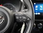 Toyota Aygo X 1.0 VVT-i MT Play Two-Tone | Camera | Adaptief Cruise | Stoelverwarming | Zondag Open!