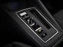 Volkswagen Golf 1.0 eTSI Active DSG | Camera | Stoel & Stuurverwarming | Zondag Open!