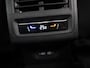Volkswagen Golf 1.0 eTSI Active DSG | Camera | Stoel & Stuurverwarming | Zondag Open!