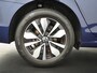 Volkswagen Golf Variant 1.0 eTSI Life DSG | Panoramadak | Stuurverwarming | Zondag Open!