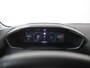Peugeot 208 1.2 Hybrid 110 e-DCS6 Allure | Apple Carplay | Parkeersensor | LED | Zondag Open!