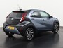 Toyota Aygo X 1.0 VVT-i MT Play Two-Tone | Camera | Stoelverwarming | 17" LMV | Adaptief Cruise | Zondag Open!