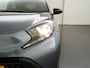 Toyota Aygo X 1.0 VVT-i MT Play Two-Tone | Camera | Stoelverwarming | 17" LMV | Adaptief Cruise | Zondag Open!