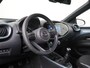 Toyota Aygo X 1.0 VVT-i MT Play Two-Tone | Camera | Stoelverwarming | 17" LMV | Adaptief Cruise | Zondag Open!