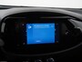 Toyota Aygo X 1.0 VVT-i MT Play Two-Tone | Camera | Stoelverwarming | 17" LMV | Adaptief Cruise | Zondag Open!