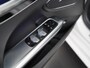 Mercedes-Benz C-klasse Estate 300e AMG Night | Panoramadak | Trekhaak | Head up | Digital Light | Zondag Open!