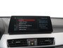 BMW X1 xDrive25e xLine | Panoramadak | Leder | Head Up | Zondag Open!