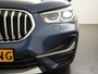 BMW X1 xDrive25e xLine | Panoramadak | Leder | Head Up | Zondag Open!