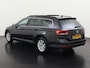 Volkswagen Passat Variant 1.5 TSI Business DSG | Panoramadak | Zondag Open!