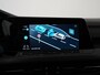 Volkswagen Golf 1.5 eTSI R-Line DSG | Camera | Stuurverwarming | Zondag Open!