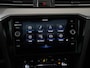 Volkswagen Passat Variant 1.4 TSI PHEV GTE | Panoramadak | Area View | Trekhaak | Stuurverwarming | Zondag Open!