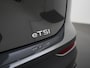 Volkswagen Golf Variant 1.5 eTSI R-Line DSG | 150PK | Trekhaak | Camera | Stuurverwarming | Zondag Open!