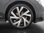 Volkswagen Golf Variant 1.5 eTSI R-Line DSG | 150PK | Trekhaak | Camera | Stuurverwarming | Zondag Open!