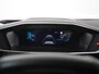 Peugeot e-2008 EV Allure 50 kWh | SOH 92% | 3 Fase | Schuifdak | Zondag Open!