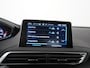 Peugeot 5008 1.2 PureTech Active Pack Automaat | 7 Persoons | Trekhaak | Digital Cockpit | Zondag Open!
