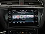 Volkswagen Tiguan 1.4 TSI eHybrid R-Line | Panoramadak | Camera | Zondag Open!