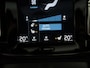 Volvo XC40 1.5 T4 Plug-in hybrid Ultimate Bright | Panoramadak | Harman/Kardon | Camera | Zondag Open!