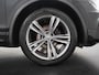 Volkswagen Tiguan 1.4 TSI Connected R-Line | Trekhaak | Dynamic Light Assist | 19" Sebring | Zondag Open!