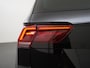 Volkswagen Tiguan 1.4 TSI Connected R-Line | Trekhaak | Dynamic Light Assist | 19" Sebring | Zondag Open!