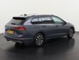 Volkswagen Golf Variant 1.0 eTSI Active DSG | Trekhaak | Stuurverwarming | Zondag Open!