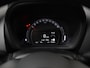 Toyota Aygo X 1.0 VVT-i MT Play Two-Tone | Camera | Stoelverwarming | Adaptief Cruise | Zondag Open!