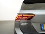 Volkswagen Tiguan Allspace 1.5 TSI DSG Highline R-Line | Panoramadak | Trekhaak | Camera | Zondag Open!