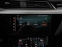 Audi e-tron Sportback 55 quattro S edition 95 kWh | SOH 95% | Panoramadak | Head Up | Trekhaak | Zondag Open!