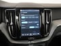 Volvo XC60 2.0 T6 Plug-in hybrid AWD Long Range | Panoramadak | Memory Stoel | 19" Diamond Cut | Zondag Open!