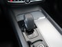 Volvo XC60 2.0 T6 Plug-in hybrid AWD Long Range | Panoramadak | Memory Stoel | 19" Diamond Cut | Zondag Open!
