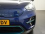 Kia Niro EV e-Niro DynamicPlusLine 64 kWh | SOH 99% | 3 Fase | Schuifdak | Zondag Open!