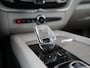 Volvo XC60 2.0 T6 Plug-in hybrid AWD Plus Bright | Panoramadak | Leder | Inscription | Zondag Open!