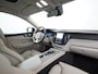 Volvo XC60 2.0 T6 Plug-in hybrid AWD Plus Bright | Panoramadak | Leder | Inscription | Zondag Open!